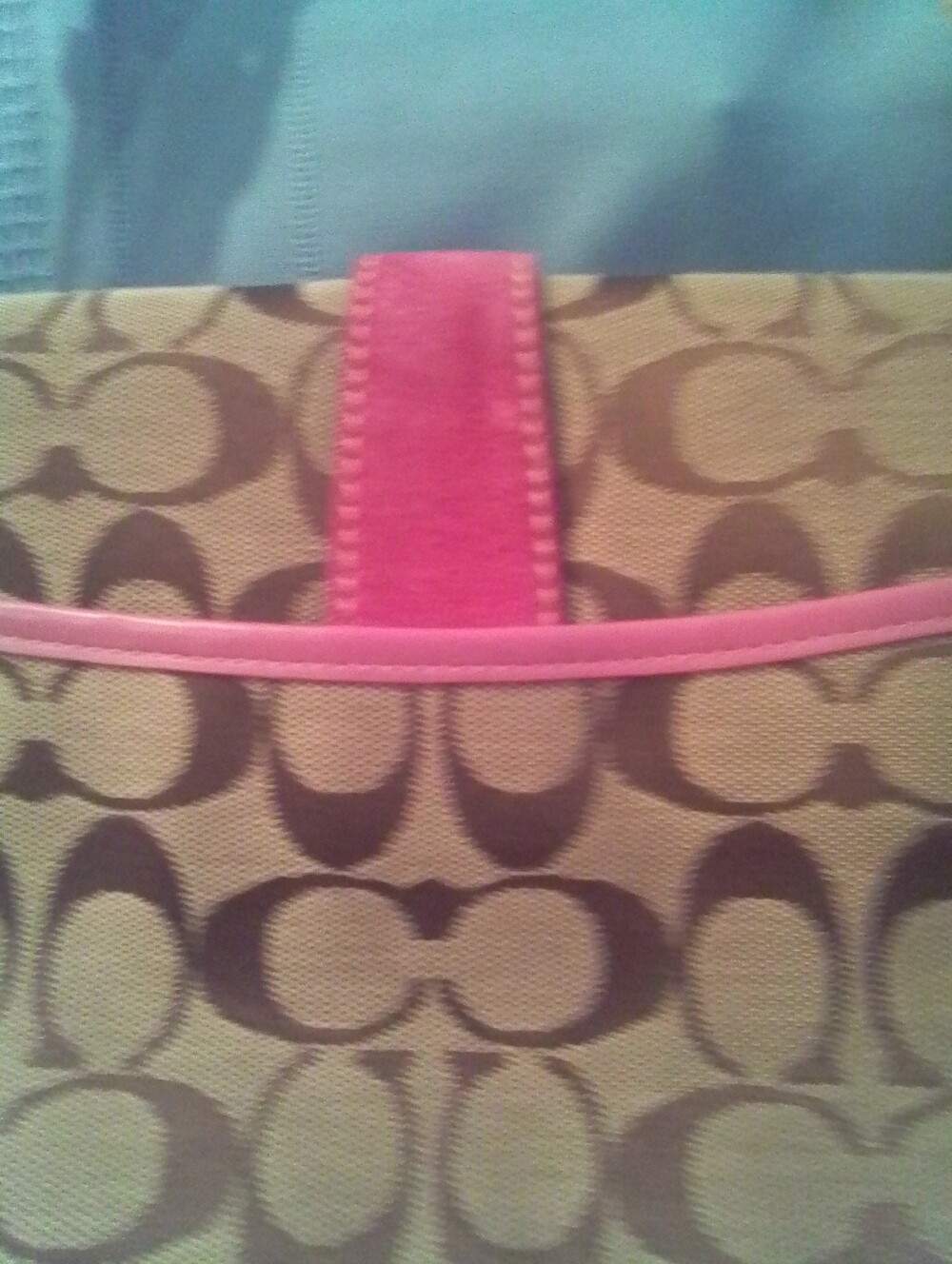 Coach Vintage Signature Soho Pink Leather & SuedeY2K Handbag - Picture 9 of 9